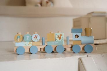 Eisenbahn mit Steckformen | "Forest Friend" | 45cm | Spielzeug ab 1 Jahr | blau