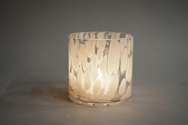 Teelichtglas weiss gemustert | stilvolle Kerzendeko | Glaswindlicht Weiss | Teelicht modern
