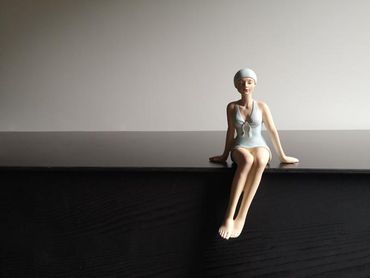 Schwimm Lady | hellblau | Kantenhocker | Badekappe | Dekofigur