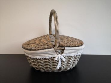 Picknick Korb | Zweideckel | Weidekorb grau | mit Stoff | Geschenk | 39cm