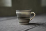 Espresso Tasse mit Henkel | weiss & schwarz gestreift | Stripes | Geschirr