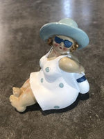 Beach Lady | Dekofigur | Sommer | blau - weiss | sitzend | Rettungsring