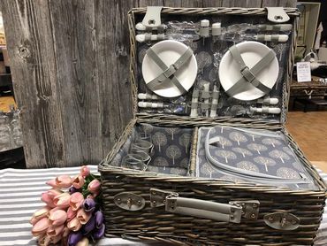 Picknick Korb grau für 4 Personen inkl. Kühlbox